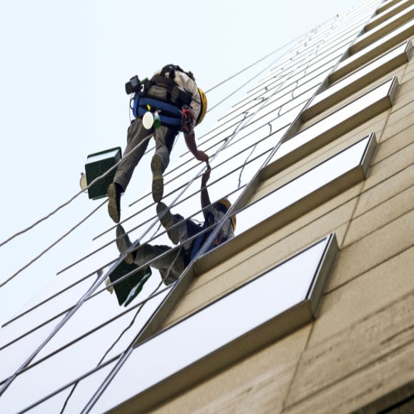 ¿Qué son las líneas de vida verticales y para qué se utilizan?