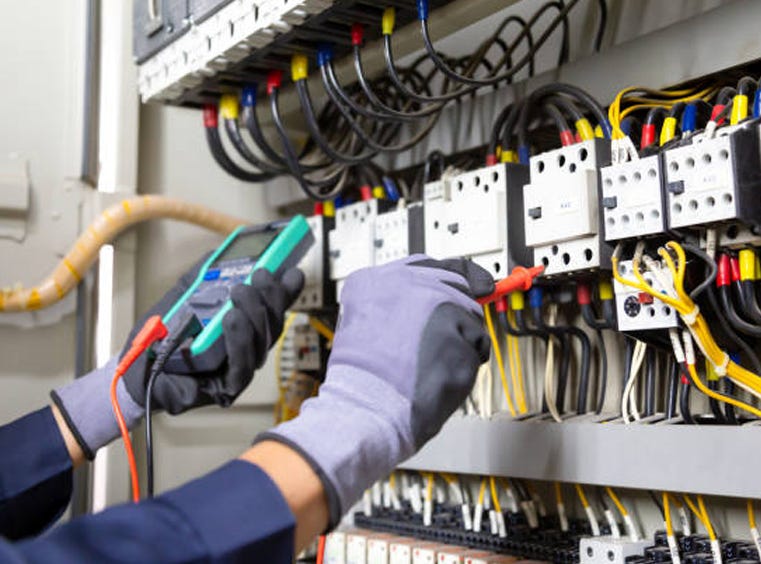 protección entorno de trabajo electricistas